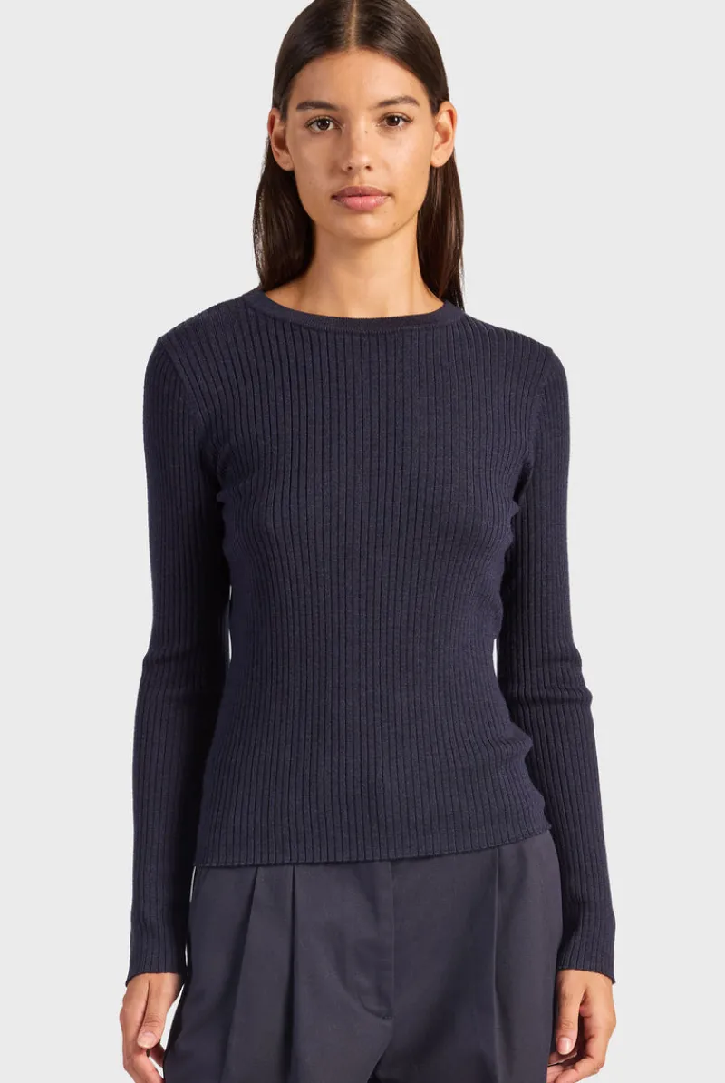 Sale Academy Brand Isle Merino Crew