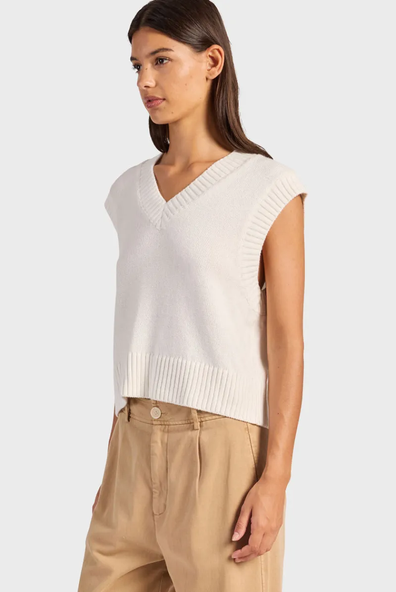 Clearance Academy Brand Maple Knit Vest
